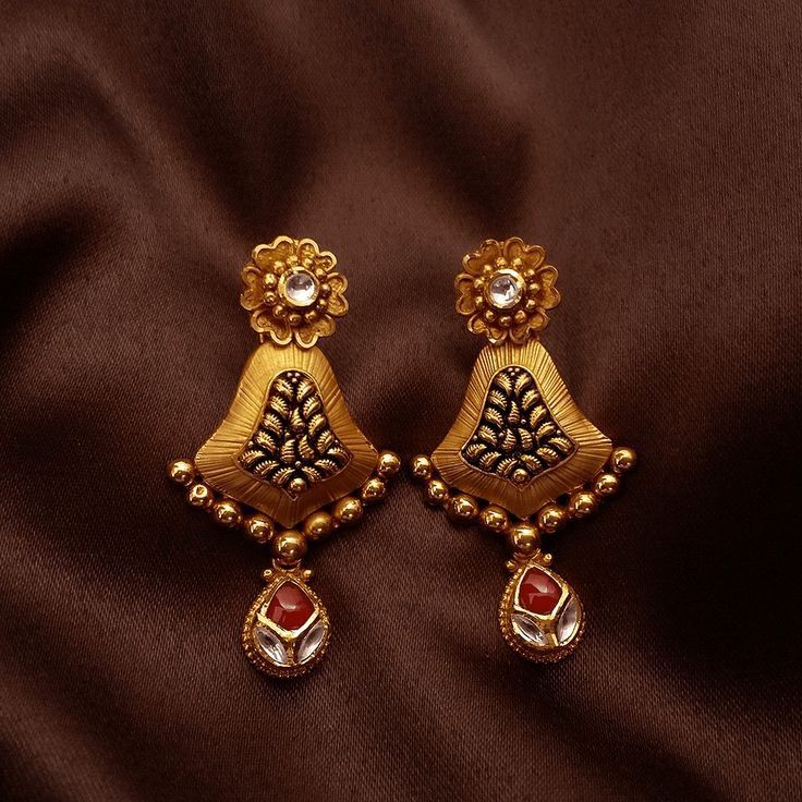 Gold Earrings Jewellery